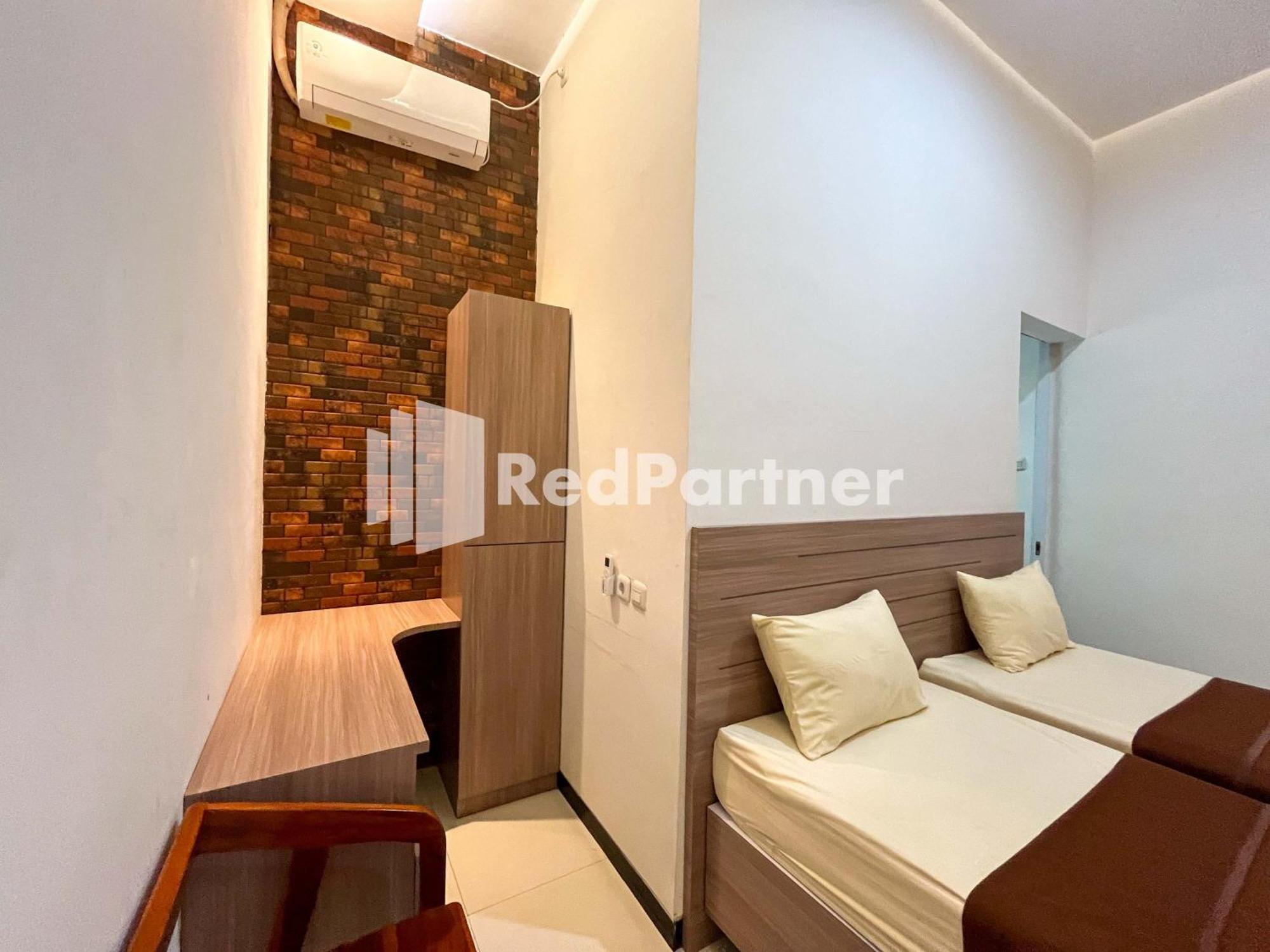 Griya Borobudur Malang Syariah Redpartner Blimbing  Extérieur photo