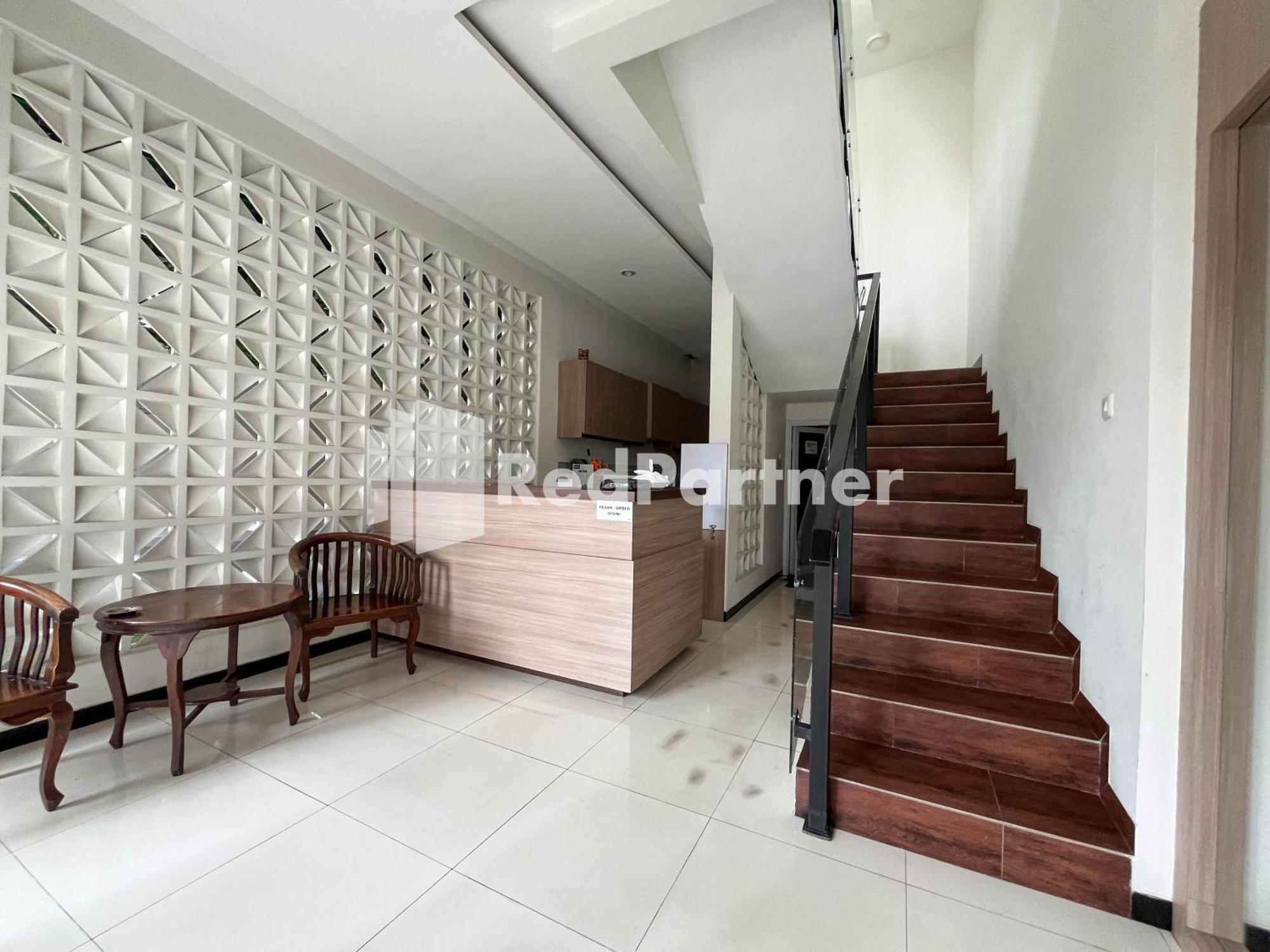 Griya Borobudur Malang Syariah Redpartner Blimbing  Extérieur photo